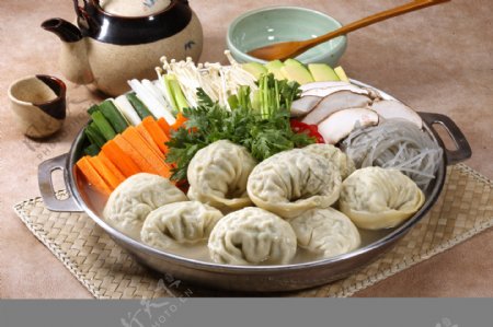 韩式饺子火锅图片