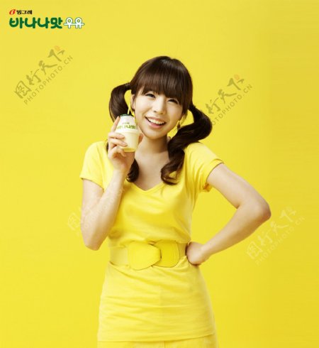 少女时代sunny香蕉牛奶广告图片