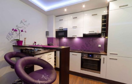 紫色厨房