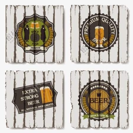 啤酒的徽章和老木背景标签