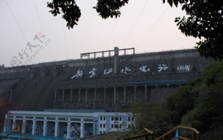 新丰江水电站图片