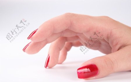 指甲护理指甲保养图片