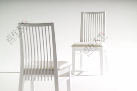 椅子白色靠椅图片