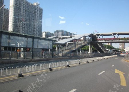 BRT站台图片