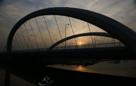 浐灞拉索桥图片