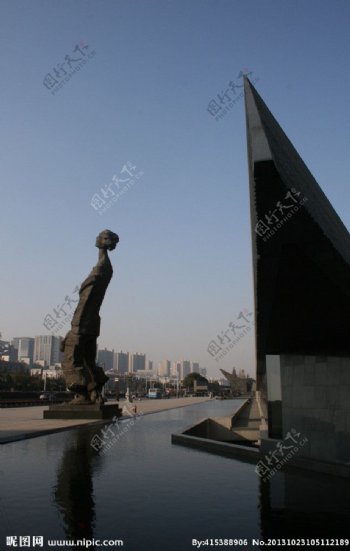 大屠杀遇难同胞纪念馆图片
