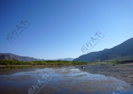 川藏线河图片