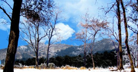 冬季远山篮天白云美图图片