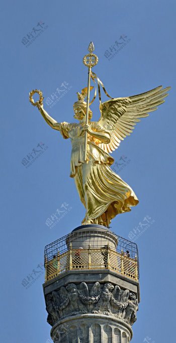 俄罗斯黄金雕像图片