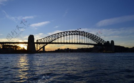 澳大利亚悉尼跨海铁桥图片
