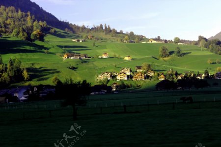 惊艳的瑞士山村图片
