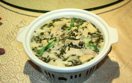 雪菜冻豆腐图片