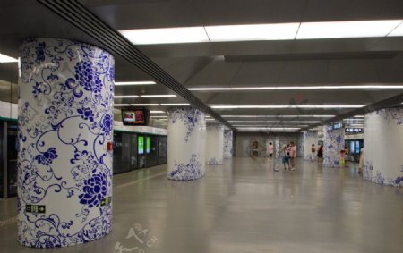 奥运地铁青花图片