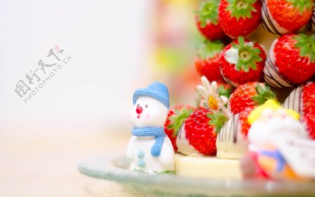 蓝色圣诞老人草莓图片
