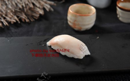白金枪鱼寿司图片
