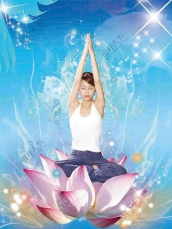 瑜伽美女健身海报图片