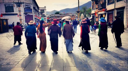 藏族妇女