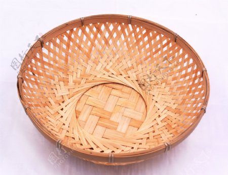完整的竹篮子