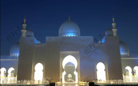 扎伊德清真寺夜景