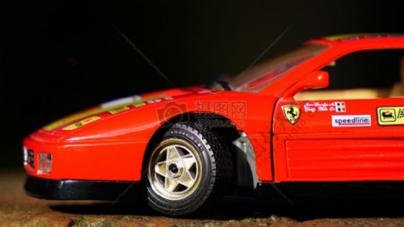 意大利红色型号功率速度快跑车法拉利法拉利348