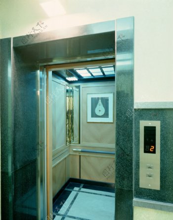 电梯内部装修图片