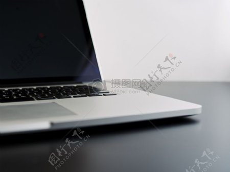 苹果的MacBook亲笔记本电脑技术