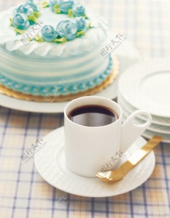 一杯咖啡蛋糕图片