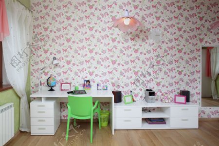 温馨可爱的儿童房间设计图片