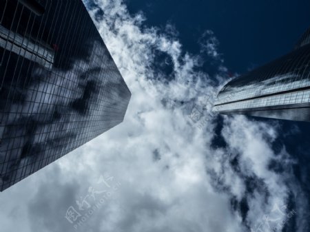 玻璃摩天大楼图片