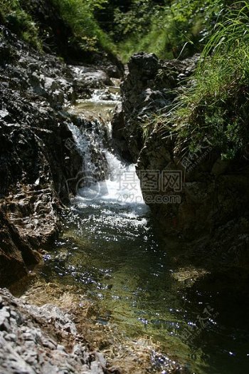 自然水石景观源瀑布