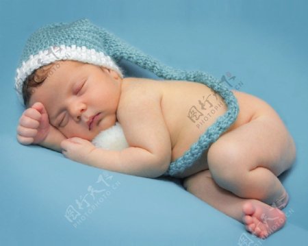 可爱婴儿睡姿图片