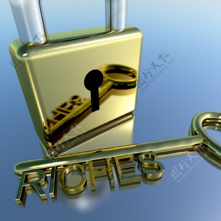 随着财富的钥匙显示财富储蓄和财富的挂锁