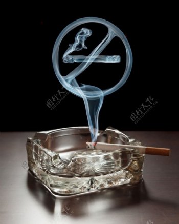 禁烟标志烟雾高清图片
