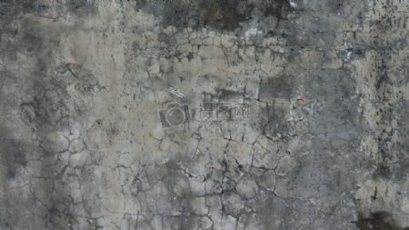 布满裂纹的灰色墙壁