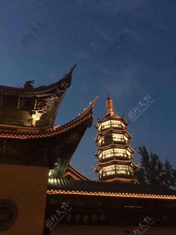 南禅寺夜晚景观图片