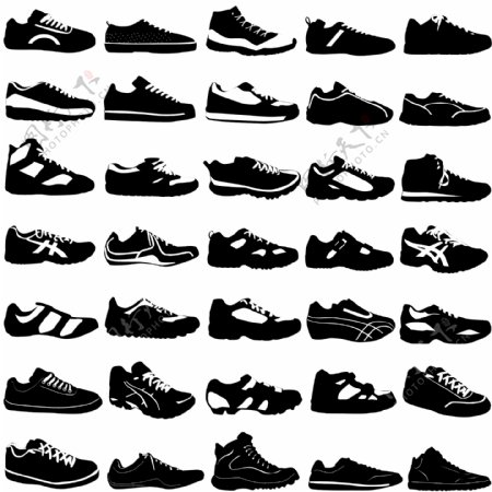 各种黑色和白色运动鞋