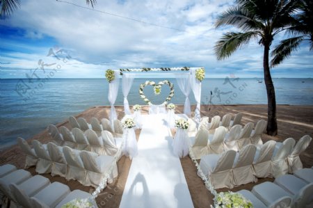 心形白纱婚礼和海洋图片素材下载