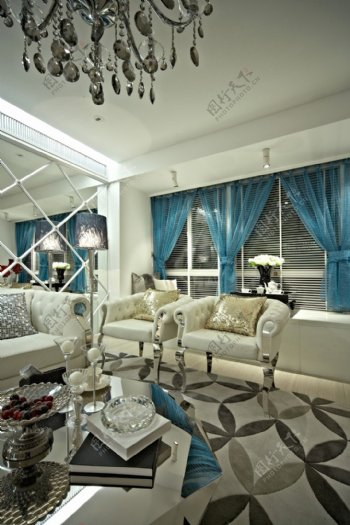 现代客厅白色皮质沙发组合室内装修效果图