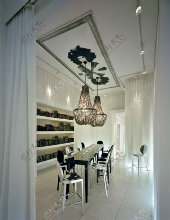别墅室内餐厅现代时尚书架吊顶装修效果图