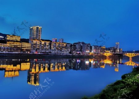 达州通川桥夜景