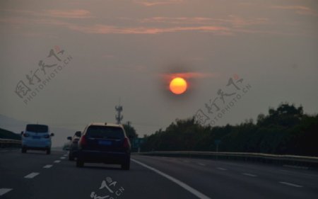 夕阳高速路