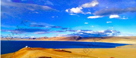 西藏的天湖与天空