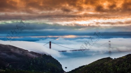 金门大桥旧金山美国多雾路段