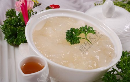 豫菜枣汁炖雪蛤图片