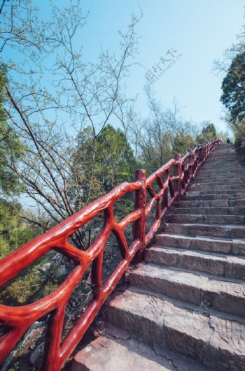 广胜寺上山台阶图片