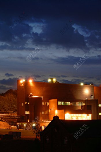 工厂夜景