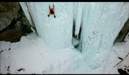 登雪山极限运动视频图片