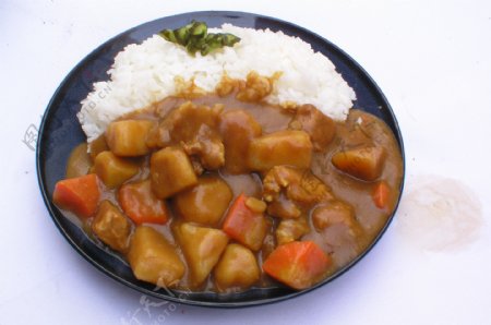 咖喱牛肉饭图片