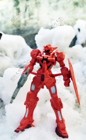 雪中的高达机器人