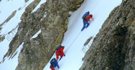 攀登雪山登山高清视频素材